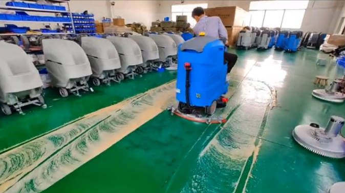 锦州2023年还在用人工的物业保洁不妨试试洗地机吧